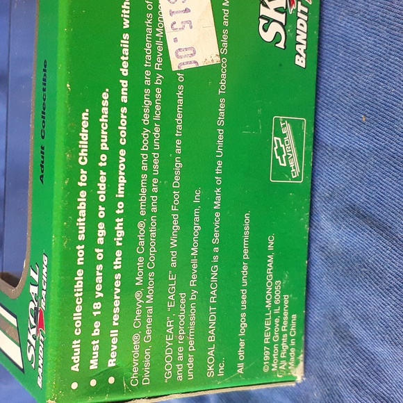 NIB Revell Nascar #33 Ken Schrader 1997 Skoal Bandit Racing Chev $12.50 🇨🇦SHIP - Picture 14 of 15